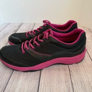 VIONIC Kona Orthotic Comfort Shoes 11